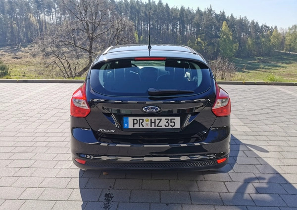 Ford Focus cena 25900 przebieg: 229000, rok produkcji 2011 z Swarzędz małe 466